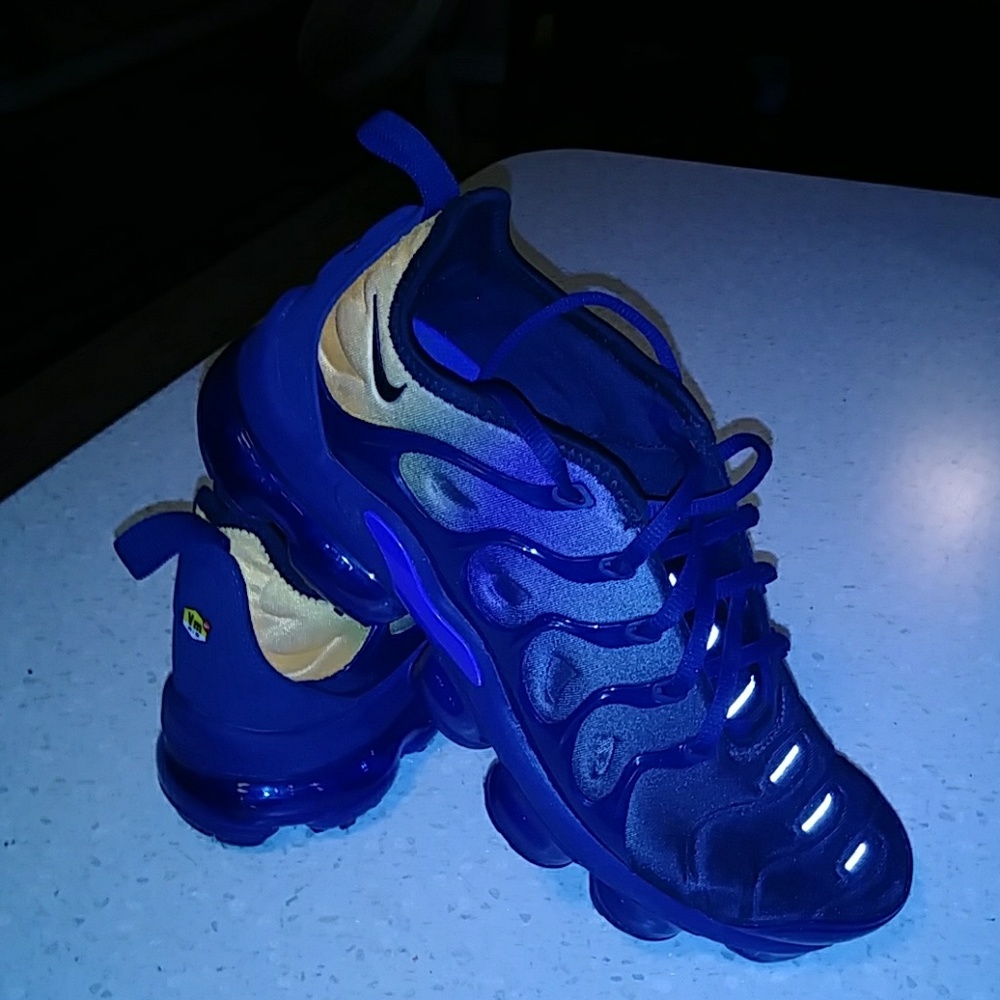 Rare Nike Air Vapormax Plus Blue Orange womans 7.5